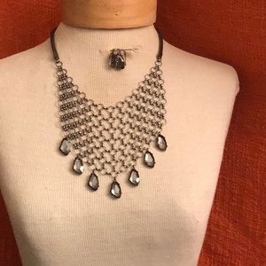 Mesh and crystal  style necklace with earrings.